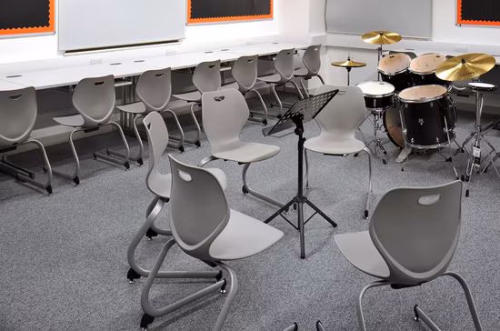 新しいデザイン学校の調節可能な机と椅子の家具学校の家具